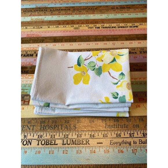 Set of 5 Vintage Cotton Floral Napkins Yellow Dogwood Print 15X17 Square Retro - Picture 5 of 5